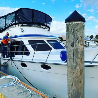 Yacht just tinted yesterday Haulover Marina, Miami