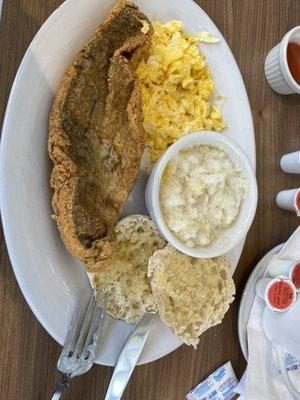 Haddock fish and grits breakfast. Fantastic!