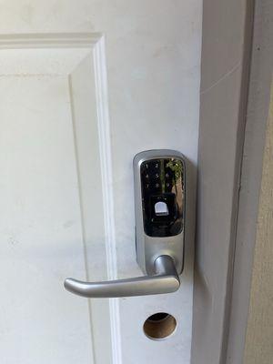 smart lock installation