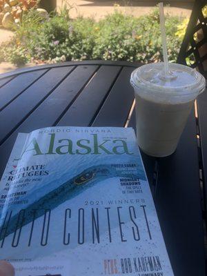 Nice outdoor sitting area to read and enjoy the rural setting