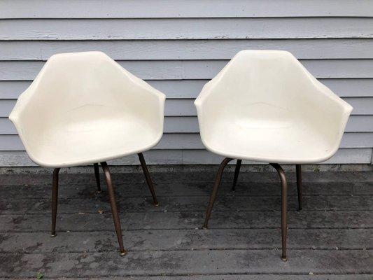 Mid-century Modern Chairs (Style of Herman Miller).