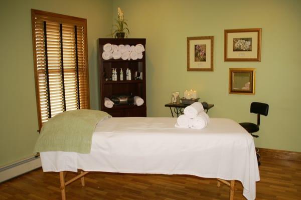 Bikini Waxing/Massage Room