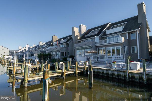 Canal front townhome in Ocean Pines.