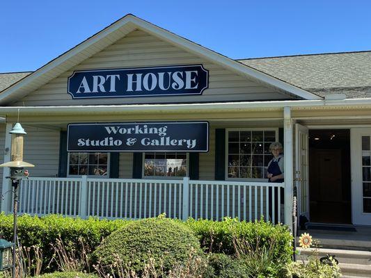 Doreen's Art House