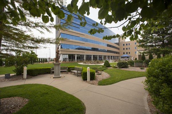 Saint Francis Medical Center Building on Excellence