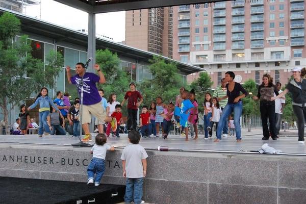 Hip hop class during Fresh Fest at Discovery Green