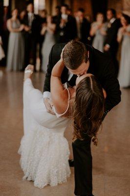 The Dip Kiss - courtesy of Wedding Dance Classes with Jaki for Feb 2022 Wedding
 
 Photo: Brianna Broyles Photography