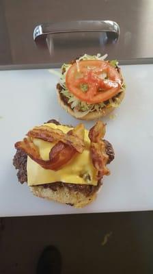 Bacon cheeseburger