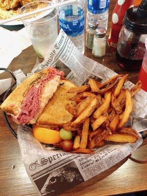 Reuben Sandwich & Fries