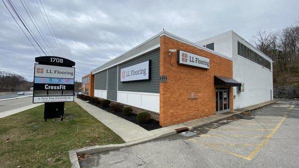 LL Flooring #1049 Wappingers Falls | 1708 US-9 | Storefront