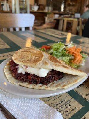 Beet Burger // good