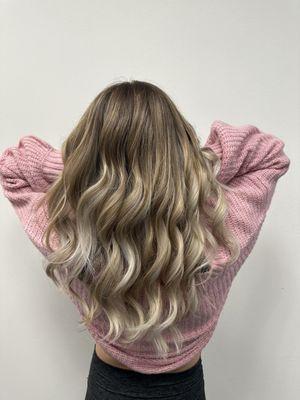 Bright blonding - teasy-lights balayage