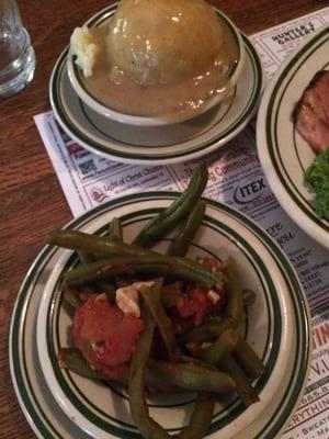 Italian green beans & mashed potatoes with gravy