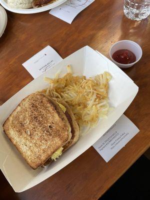 Breakfast Sandwich with hash browns