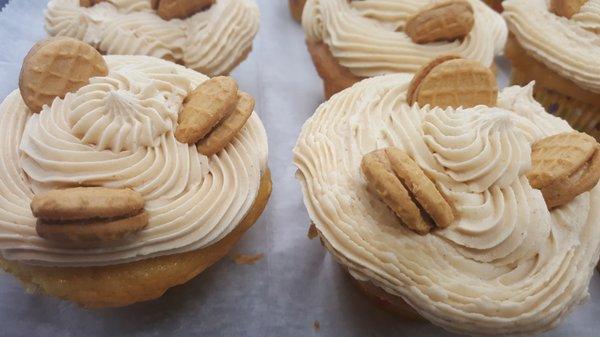 Nutty Buddy Cup Cakes from Lowell Mill Restaurant