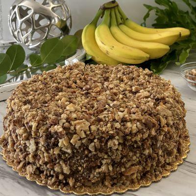 Savor our gluten-free, sugar-free, dairy-free Banana Walnut Cake, rich with organic bananas, crunchy walnuts and sugar-free caramel topping.