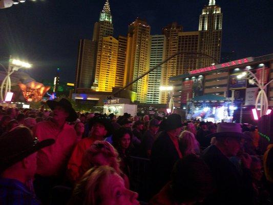 Long lines of hundreds of people, many seniors who have to wait listening to horrible loud acid rock at a supposed Country Western venue.