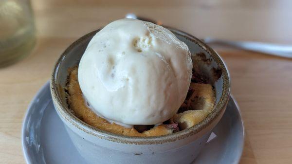 Lemon ice cream and rhubarb dessert