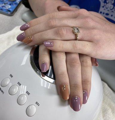 Gel manicure