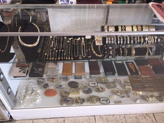 Great collection of jewelry, wallets, and belt buckles! Also, at reasonable prices!