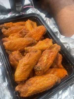 Hot Buffalo Style Wings 20 piece