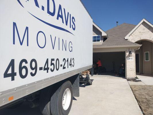 Kdavis Moving