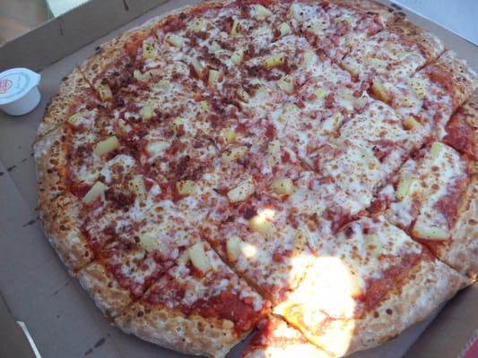 Large Hawaiian Pizza from Hill Top