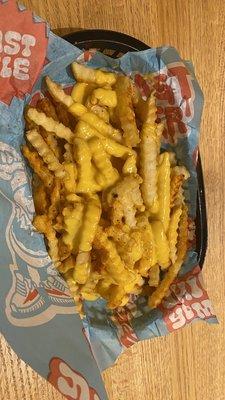 Fries with cheese