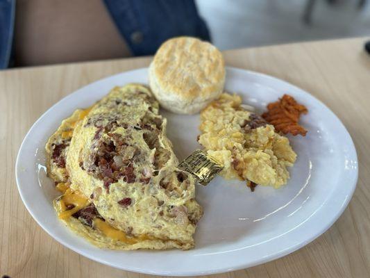 Omelette, biscuit, hash brown casserole.