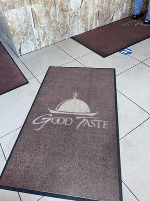 Floor mat