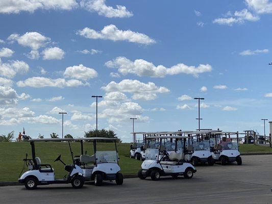 Golf carts sitting empty - Jr PGA parents not allowed to rent