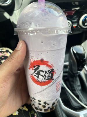 Taro smoothie bubble tea