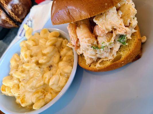 Seafood salad sandwich on brioche w/mac and cheese