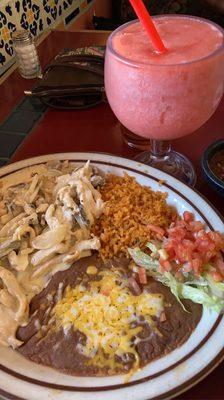 Pollo a la Crema, strawberry margarita