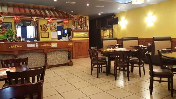 Very clean place, for a Chinese restaurant!