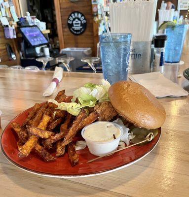 THREE ROBBERS PUB BUFFALO CHICKEN SANDWICH WITH HOMEMADE RANCH DRESSING, and SWEET POTATO FRIES BOWDOINHAM, MAINE