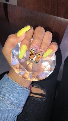 butterfly nails