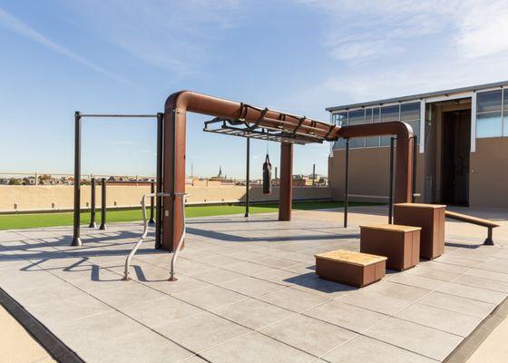 The Public Island Outrace: T6 is a multi-functional structure that allows for outdoor exercise with a view of the French Quarter.