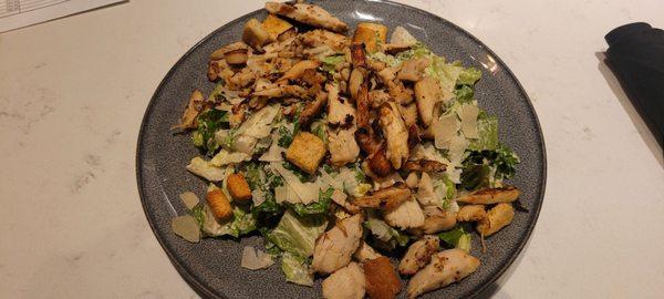 Ceasar salad with added chicken