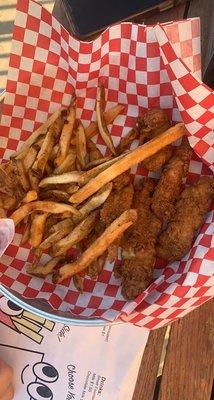 kids' chicken tenders