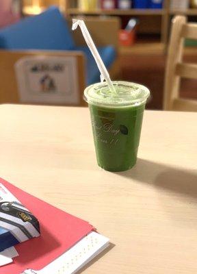 Green With Envy: (Kale+Spinach+Celery+Ginger+ Apple+Parsley)- [Have No Idea What's The Name- But It's Listed On Their Menu]