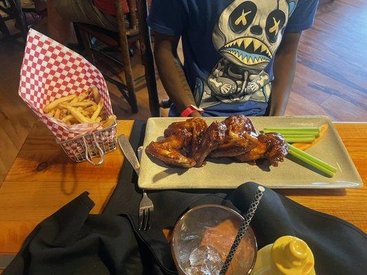 BBQ wings and fries