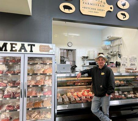 Spring at Victorian Farmstead! Owner Adam showcases our premium meats for St. Patrick's Day. Get your quality corned beef now!