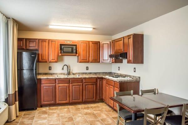 Kitchenette Suite w/2 Queen Beds.