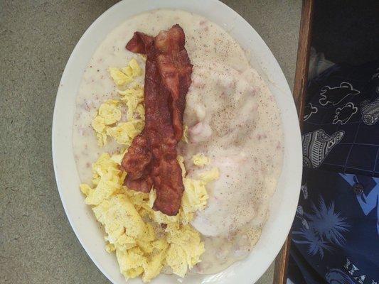 Biscuits and gravy mean vibes with eggs and bacon