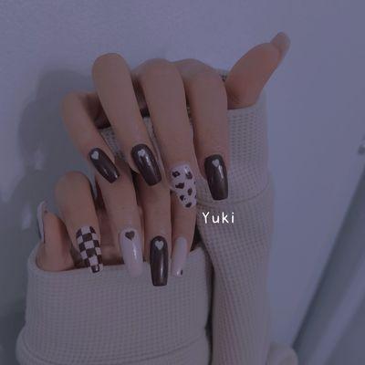 Nails by Yuki