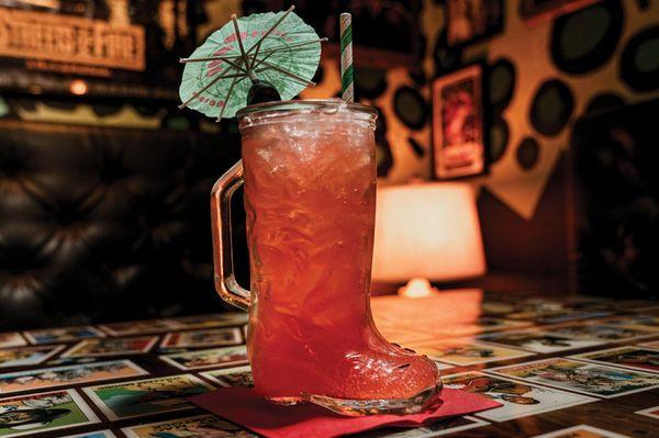 Delicious drinks with tiki style