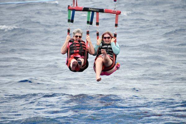 Hawaiian Parasail