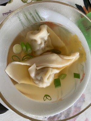 Wonton soup