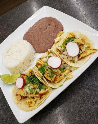 Shake Hands with Chicken Tacos, Refried Beans and White Rice!! YUMMMMMMERS!!